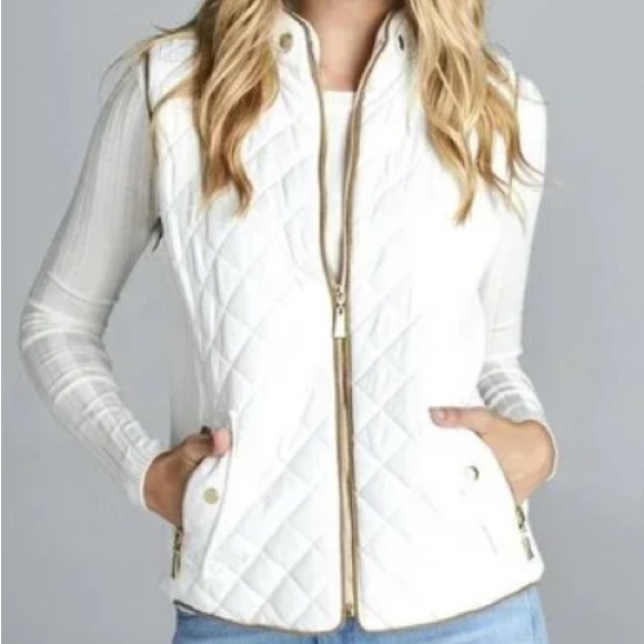 Active USA Jackets & Blazers - Women's Quilted Creamy White Quilted Vest